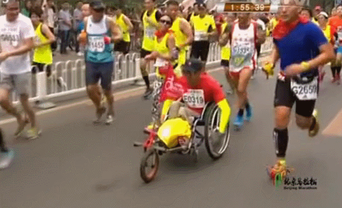 生活本身才是马拉松：轮椅跑者张健在北马的坚