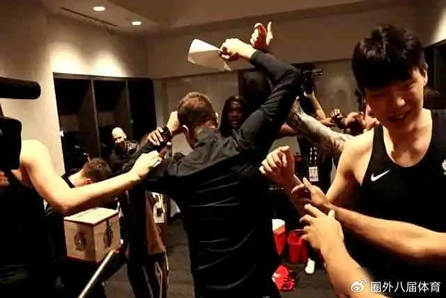 开拓者赢球致选秀权易主公牛 球队重建计划受挫