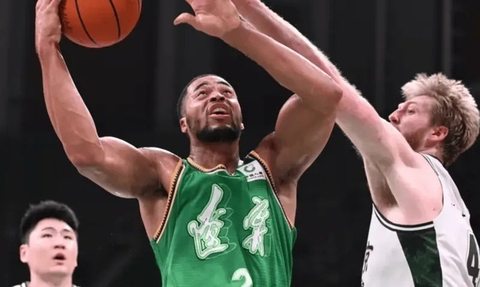 辽宁冲击前八关键战 付豪复出迎战浙江强强对话